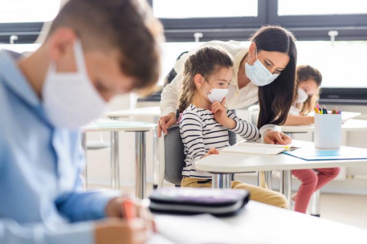 Comunicatul Ministerului Sănătății: Masca de protecție în școli, în noul an școlar