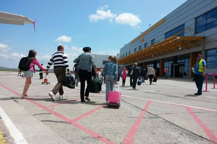 Haos pe aeroportul din Cluj, după ce o cursă a fost anulată! A intervenit poliția să calmeze spiritele