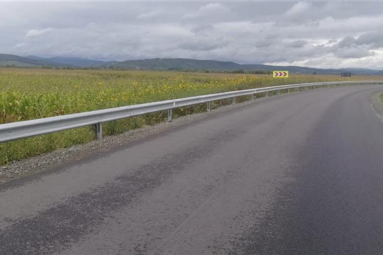 FOTO. Au fost finalizate lucrările de refacere a două drumuri județene, situate pe raza comunelor Mica și Vad