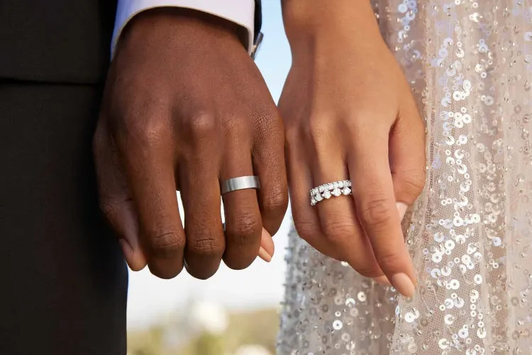 Un bărbat de 63 de ani s-a căsătorit de 53 de ori pentru că nu găsea „stabilitate emoțională”  