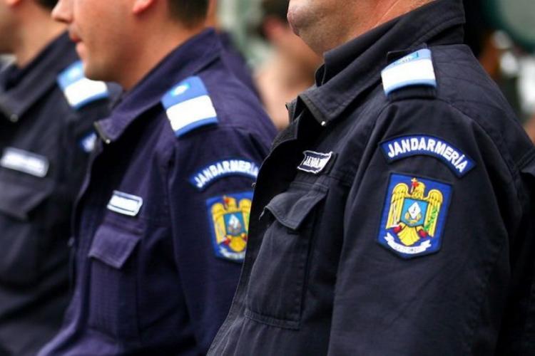 Mai mulți români au primit mesaje false în numele Jandarmeriei: „Vom fi nevoiți să vă arestăm”