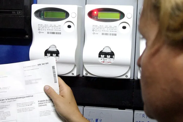 Un român mutat în Sicilia, Italia, a făcut ”infarct” când a văzut factura la electricitate: Nu stau într-un palat - FOTO