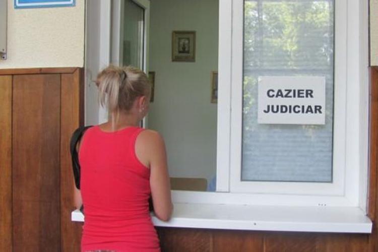 Milioane de români vor scăpa de cozi. Cazierul judiciar ar putea fi eliberat online instant!