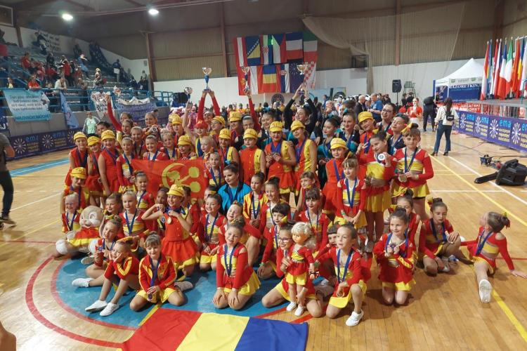 Majoretele din Cluj au cucerit medalii la  Campionatul european de Majorete 2022