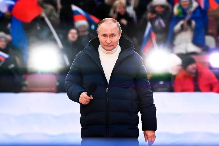 Putin a purtat o haină de 7.500 de euro la ceremonia de anexare a celor patru teritorii din Ucraina