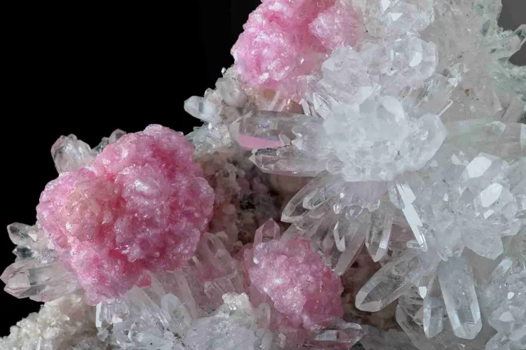 Mineralia revine la Cluj, la Muzeul Etnografic al Transilvaniei