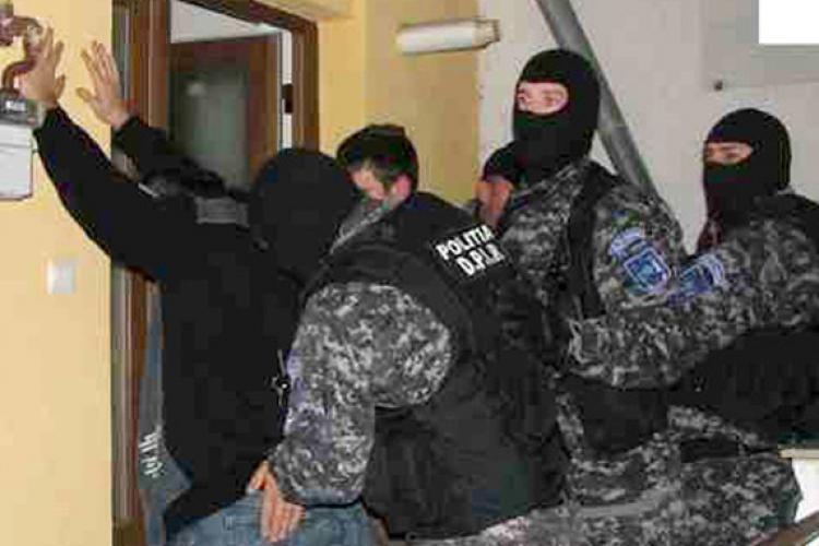 Rețea de traficanți de droguri anihilată la Cluj. Unde e raiul traficanților din județ - VIDEO