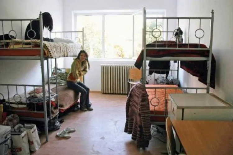 Alianța Studenților cere creșterea burselor: Studenții au din bursă 18 lei pe zi pentru hrană