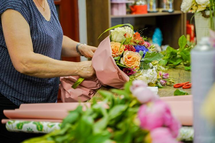 Mesajul unei florării din Cluj: „Clientul nostru NU E STAPANUL NOSTRU”. Se schimbă vremurile 