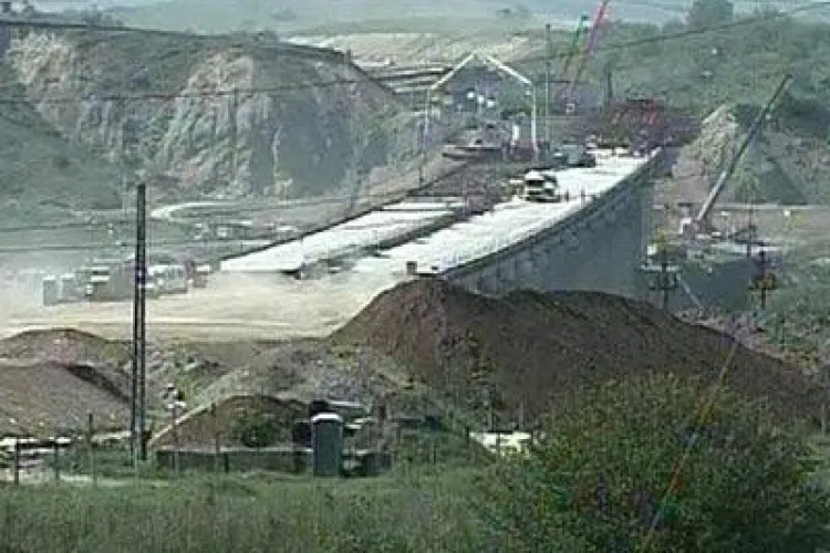 Nu mai sunt bani pentru mutarea depozitelor toxice de la Turda