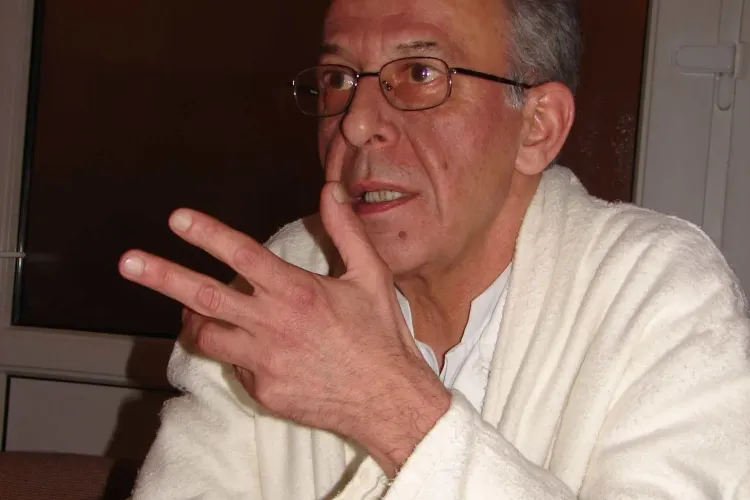 Prof. univ. dr. Mircea Barsan: "Vreau sa atrag atentia colegilor mei mai tineri sa accepte miile de posturi din Anglia, Franta, Suedia, Norvegia"