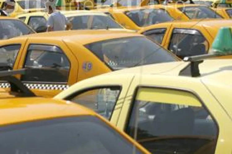 Evitati ruta Sala Sporturilor - Motilor - Petru Maior - Napoca - Memorandumului - Sala Sporturilor, protesteaza taximetristii