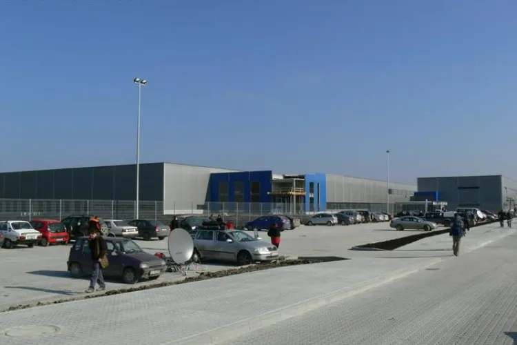 Se fura capacele de canal din parcul Nokia, de la Jucu