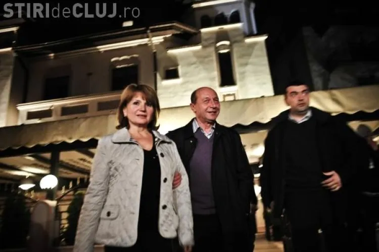 Basescu catre ziaristi: Sunt mai sanatos decat toti patronii vostri si la minte si la corp