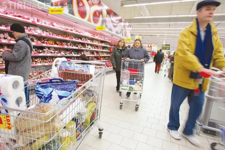 24 de kilograme de alimente expirate au fost retrase din supermarket -urile din Cluj
