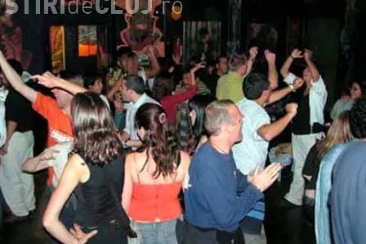 Razie in discotecile din Gilau. Politistii clujeni au pus capat unui chef cu muzica piratata