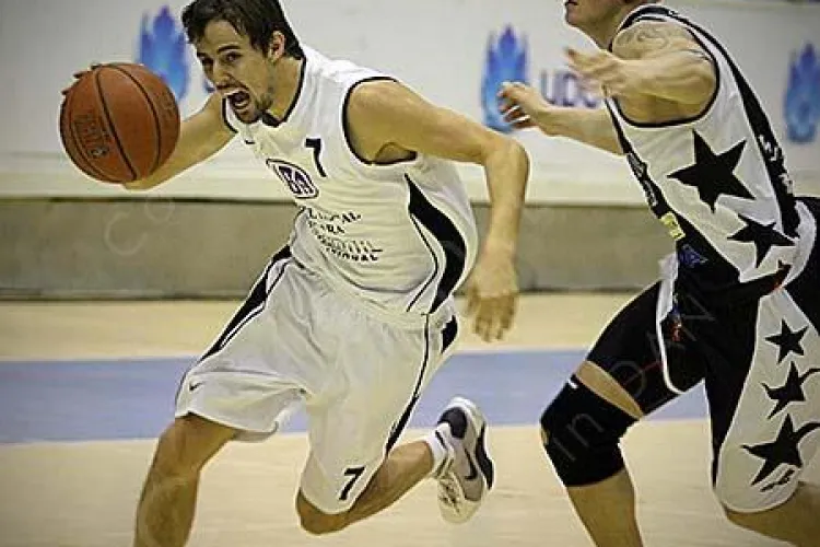 Desi a pierdut la Timisoara , "U" Mobitelco poate incheia sezonul pe primul loc 