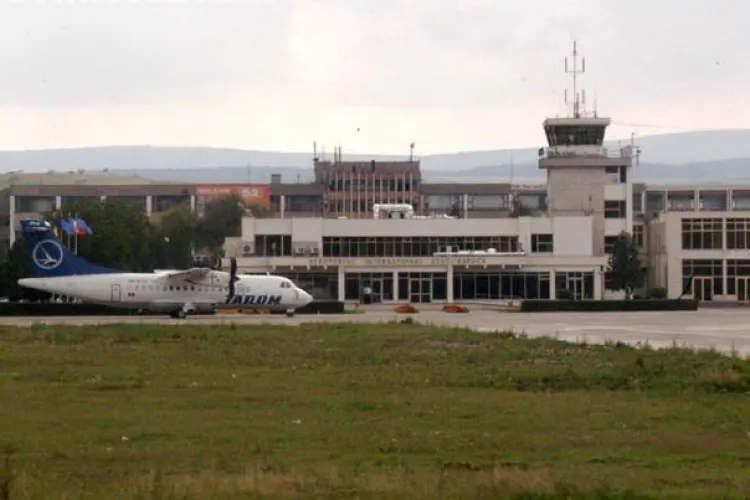 Hotel si parcare supraetajata la Aeroport