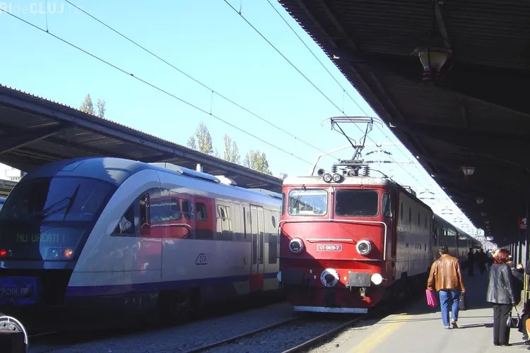 Intarzieri intre 300 si 500 de minute la cinci trenuri care veneau spre Cluj