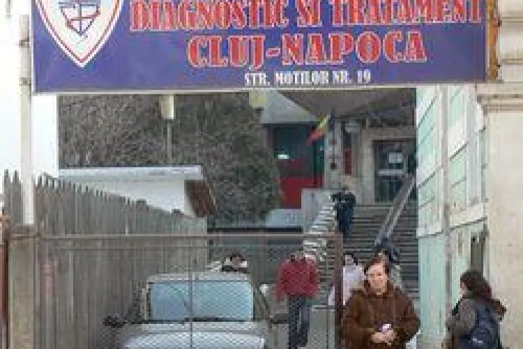 Disperare in randul clujenilor care merg sa isi faca analize gratuite si constata ca...nu sunt bani!- VIDEO