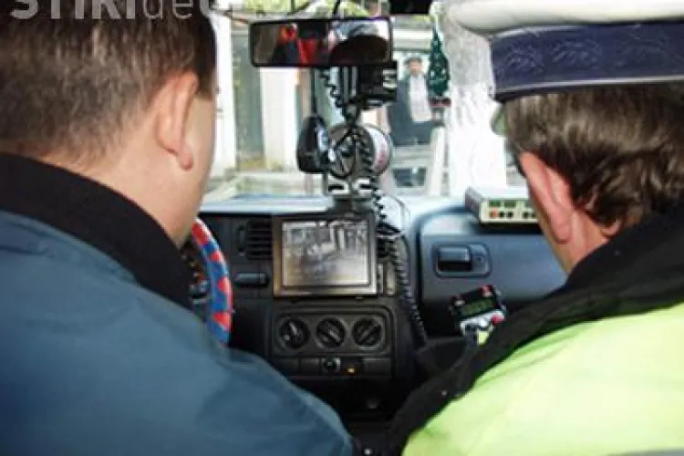 Radarele nedetectabile, in valoare de 35 de mii de euro, folosite la Cluj pentru patrulari. Politistii nu stiu sa le foloseasca