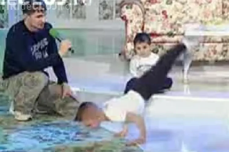 Cel mai puternic copil din lume, Giuliano Stroe, a doborat un record mondial in direct la televizor - VIDEO