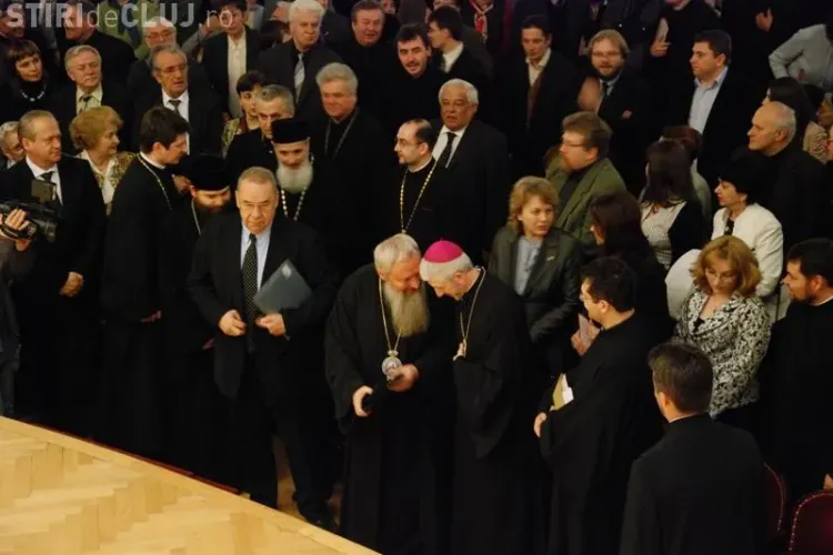 Noul mitropolit al Clujului, IPS  Andrei Andreicuț, a participat la concertul de comemorare a lui IPS Bartolomeu - FOTO