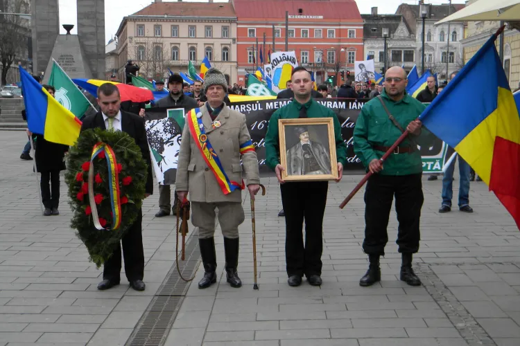 Circa 200 de clujeni au participat la marsul organizat de Noua Dreapta - VIDEO si FOTO