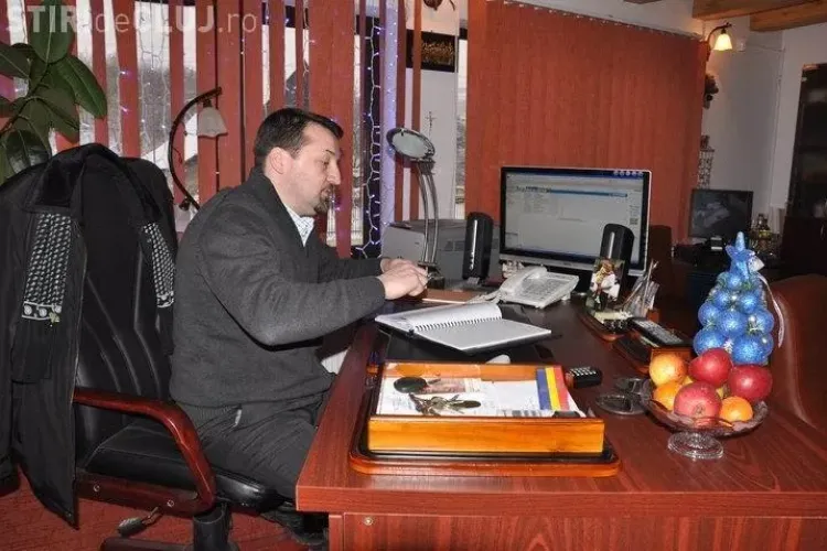 Alesii liberali protesteaza fata desfiintarea Centrului de sanatate Mociu! - FOTO