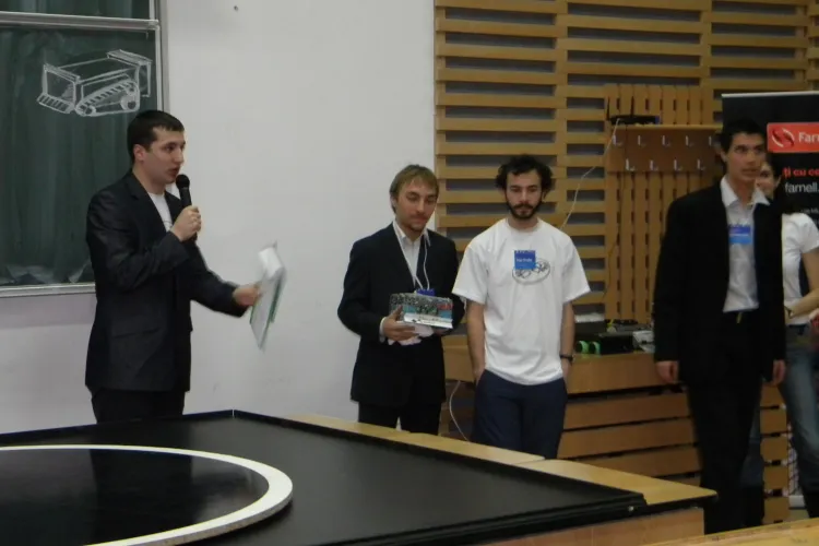 Vezi cine a castigat BattleLab Robotica 2011 Cluj!