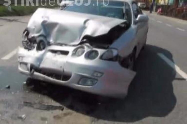 Accident in comuna Livada! Doua masini de lux, un autoturism Hyundai sport si un BMW au fost avariate serios - VIDEO si FOTO
