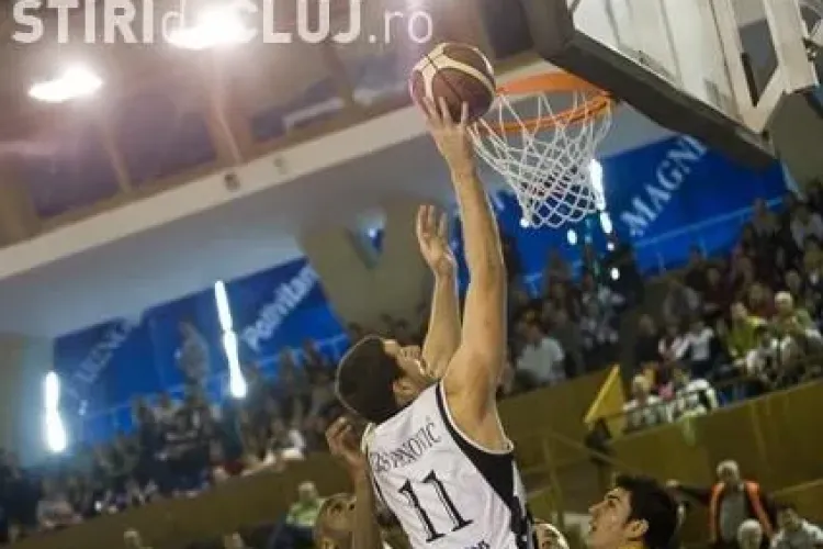 Baschet: CS Otopeni-U Mobitelco 74-83