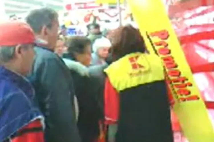 Turdenii s-au batut la Kaufland pentru a cumpara carne la promotie! - VIDEO