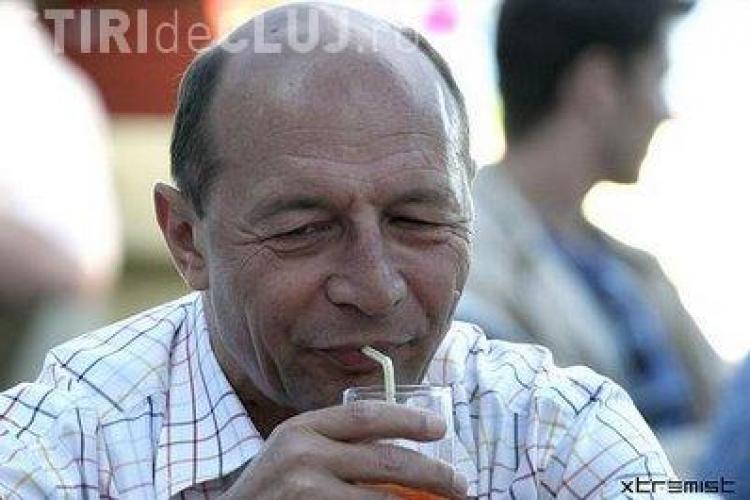 Wikileaks: Basescu bea din ce in ce mai mult!