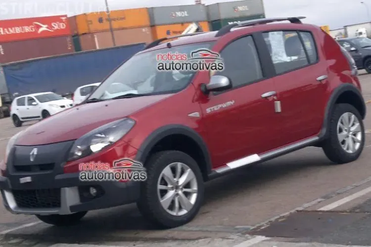 Vezi primele imagini cu Sandero si Stepway 2012 FOTO