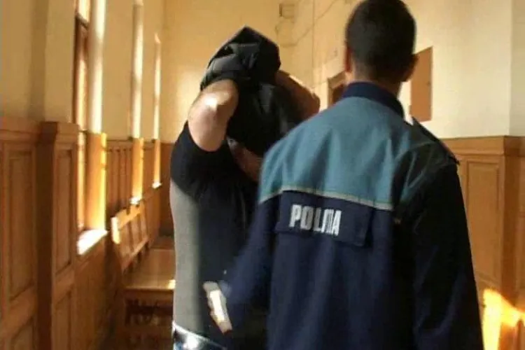 Mosche Zur a recunoscut ca l-a "platit" pe vamesul Alain Modrea!