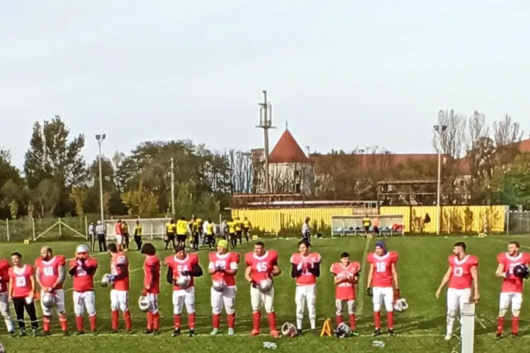 Cluj Crusaders - Bucharest Titans 26-24. Victorie mare în Campionatul de Fotbal American - VIDEO și FOTO