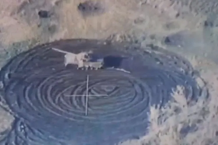 De ce se învârte în cerc, fără oprire, un tanc rusesc pe frontul din Ucraina - VIDEO