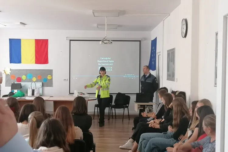 Profesorii clujeni, instruiți de Agenția Națională Antidrog pentru a preveni consumul de substanțe cu efecte psiho-active în școli