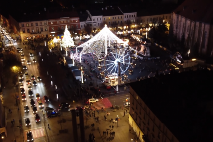 Târgul de Crăciun din Cluj-Napoca nu va fi afectat de criza energetică, dimpotrivă: „Vom avea mai multe căsuțe ca anul trecut”