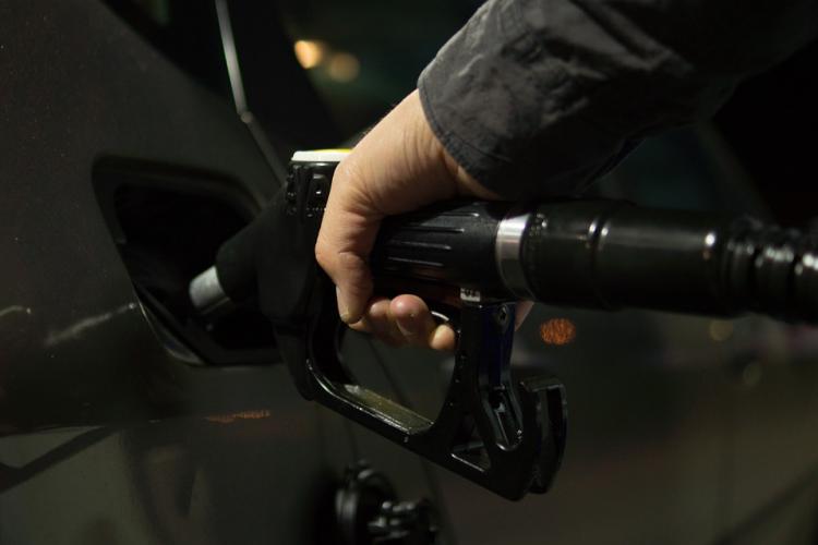 Prețul carburanților a început să crească din nou. Prețul benzinei și al motorinei în Cluj-Napoca, 12 octombrie 2022