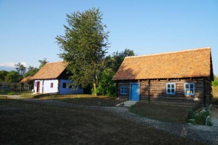 Cât costă să locuiești în pensiunea Andreei Esca de lângă Sibiu