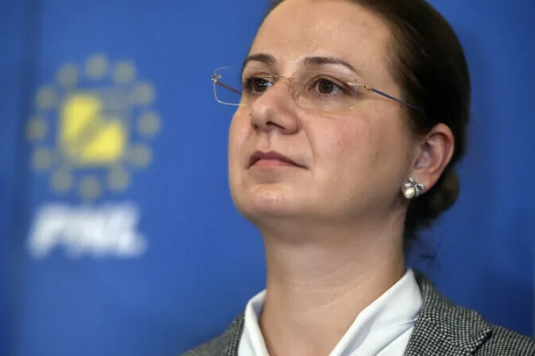 Ce spune ministrul Educaţiei, Ligia Deca, referitor la trecerea școlii în mediul online din cauza crizei energetice