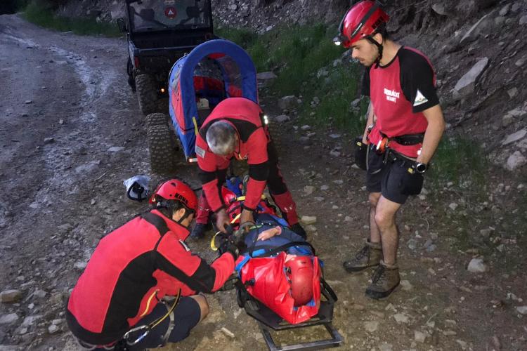 Zi grea pentru salvamontiștii din Cluj: Peste 20 de persoane, ajutate de salvatori. Doi turiști și-au pierdut viața, iar cinci sunt grav răniți 