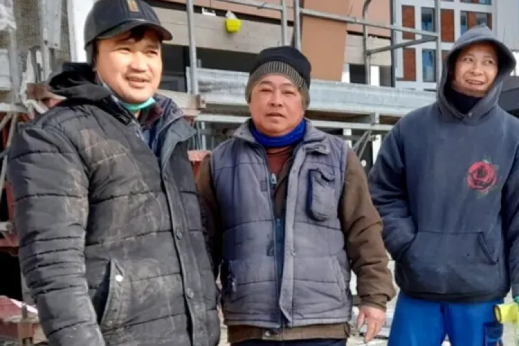 Ce salariu primesc trei vietnamezi care lucrează în Cluj. Românii nu lucrează nici pe salariu dublu