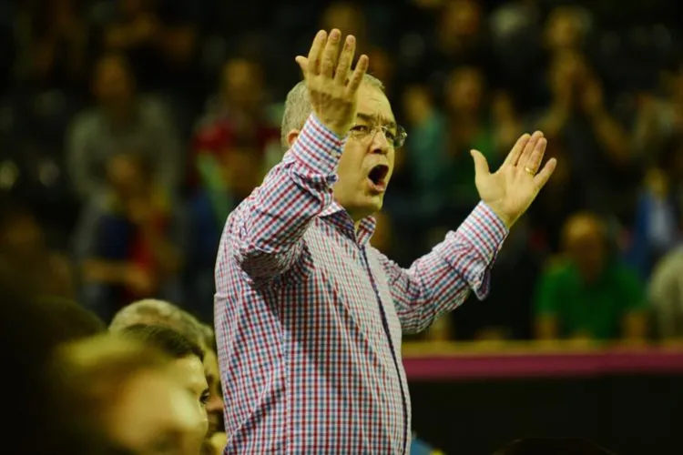 Boc s-a luat de arbitri care au avantajat CFR Cluj: ”U Cluj a dominat meciul. Al doilea penalty nu a existat”