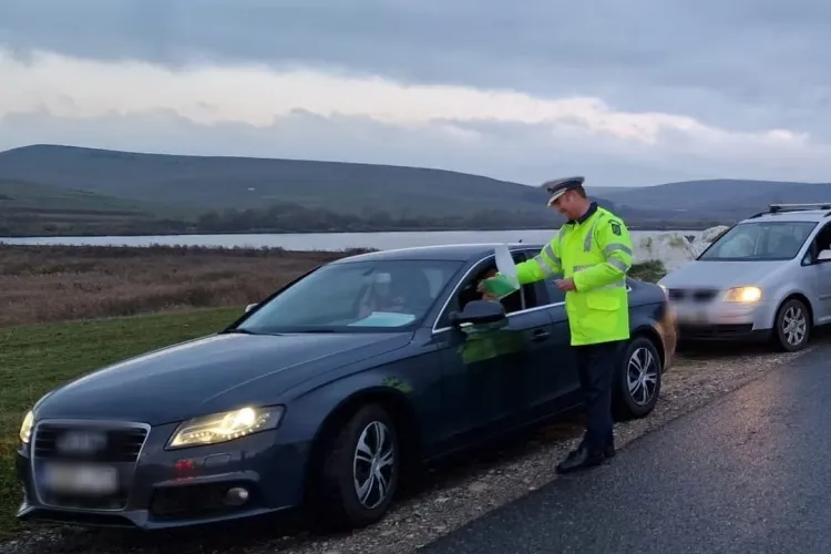 Razie ”blitz” făcută de polițiștii rutieri din Turda - FOTO