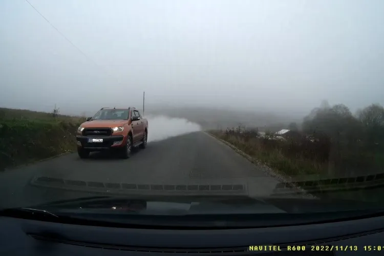 ”Criminal de ozon” pe un drum din Cluj: Ăsta sigur folosește ulei de cartofi - VIDEO