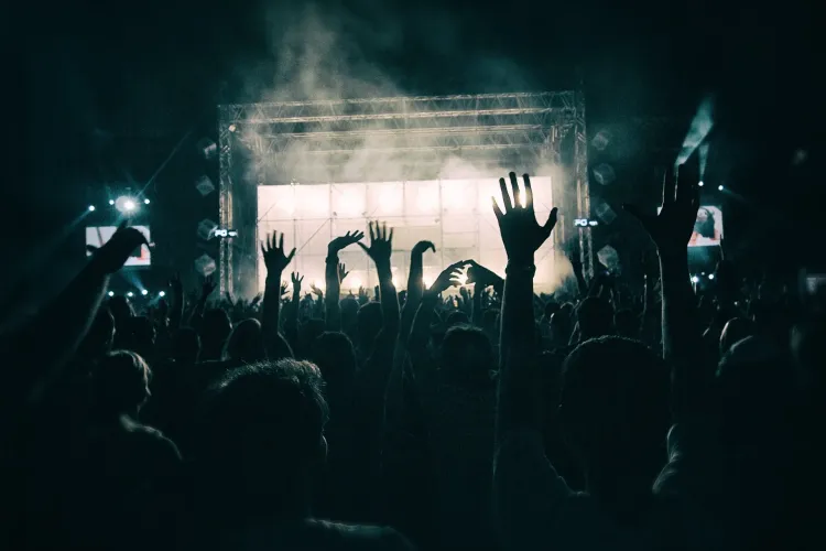 Club mare din Transilvania închis de pompieri pentru 60 de zile. Ce amendă au aplicat