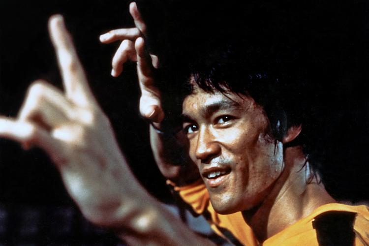 S-a stabilit cauza morții lui Bruce Lee, la 50 de ani de la deces